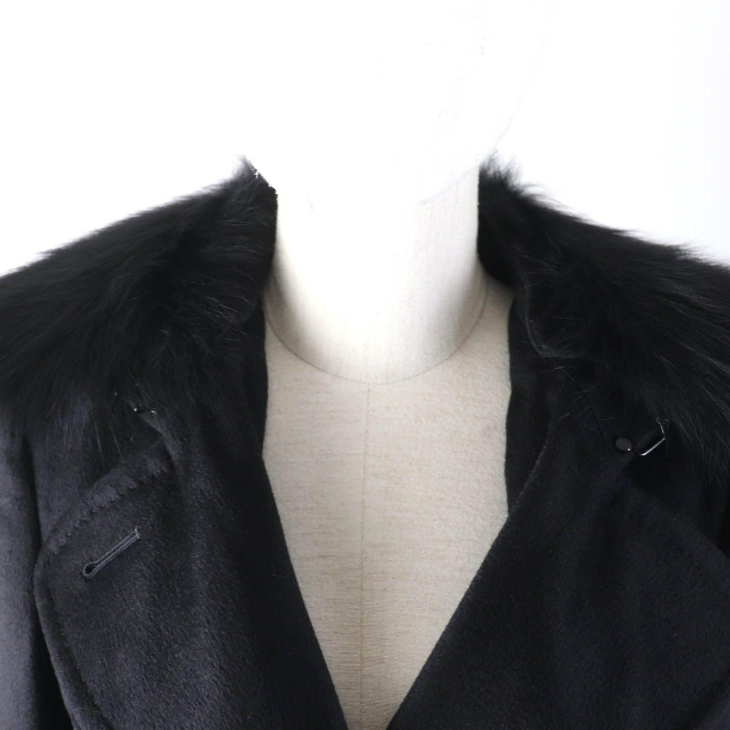 BURBERRY LONDON coat FN344-925-09 Outer: 87% wool, Outer: 13% cashmere, Part: leather, Lining: cupra, Fur: fox black Women 38