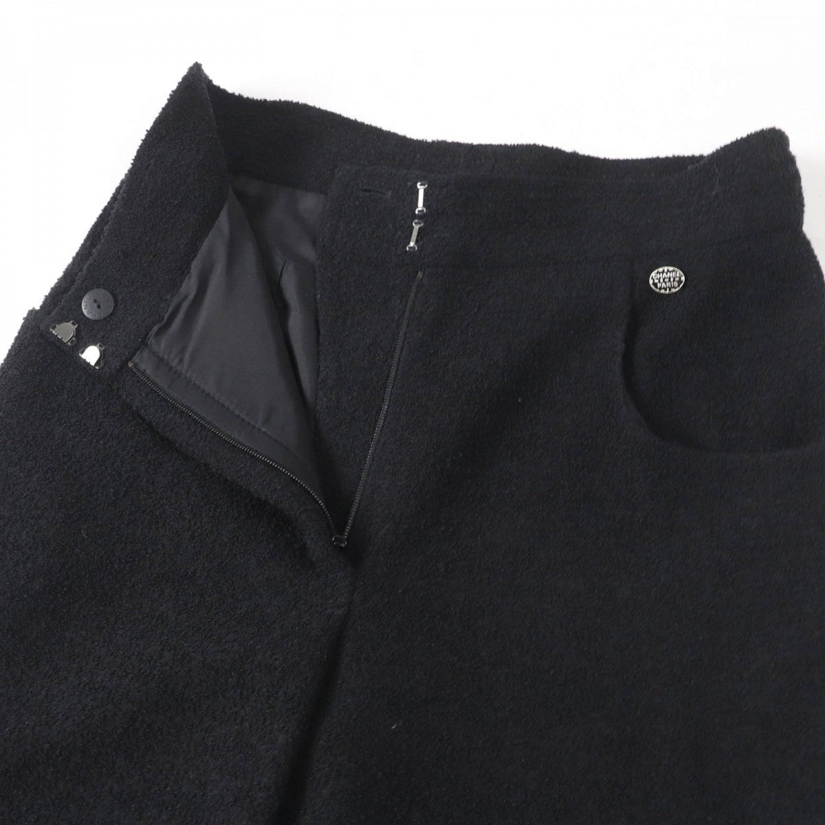 CHANEL Wide pants P54700V30847 Main: 94% wool, Main: 6% nylon, Lining: 100% silk black Women 38