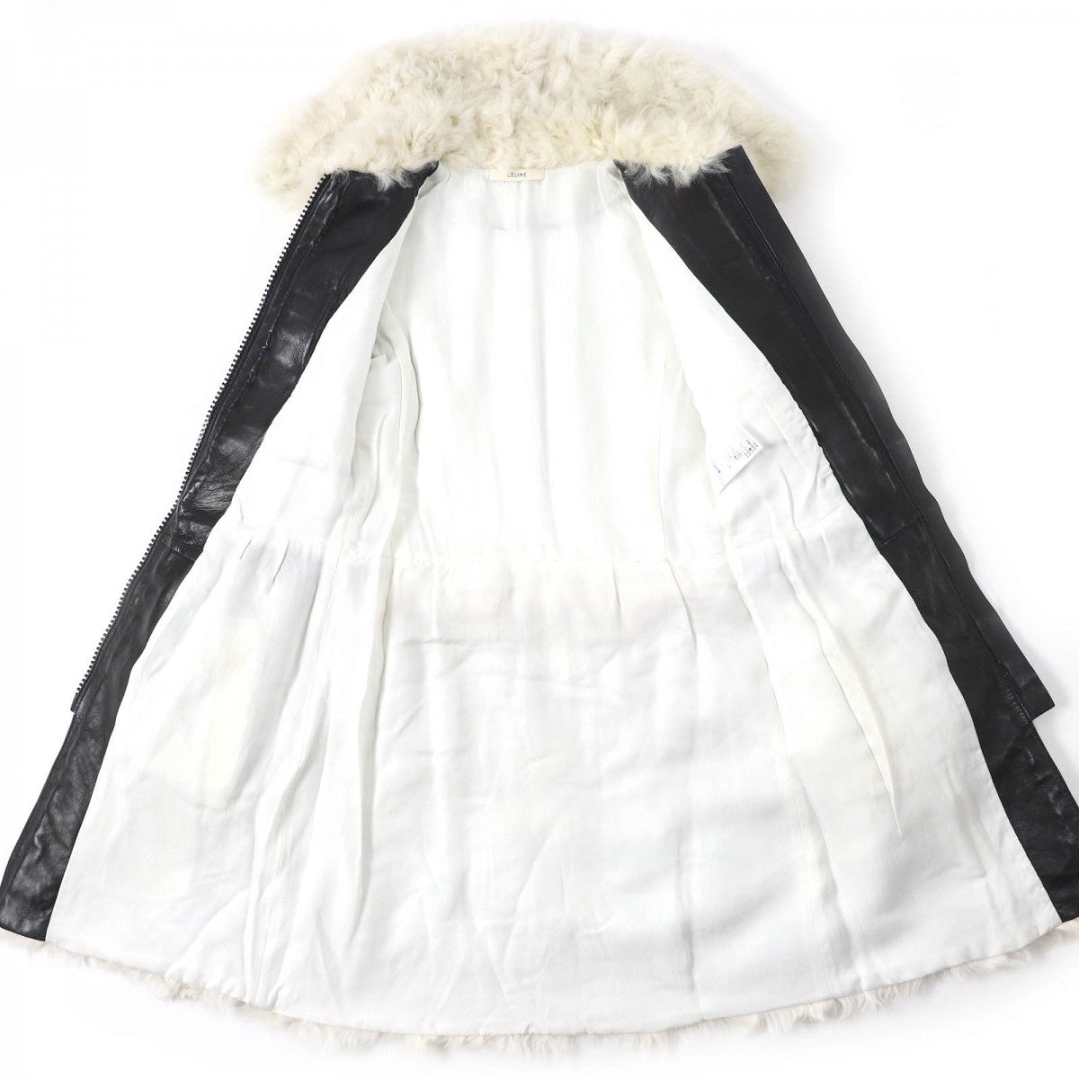 CELINE Mouton coat 2 8F70/3568 Main: 100% sheepskin, lining: 55% cupra, lining: 45% rayon Ivory type Black Women 34