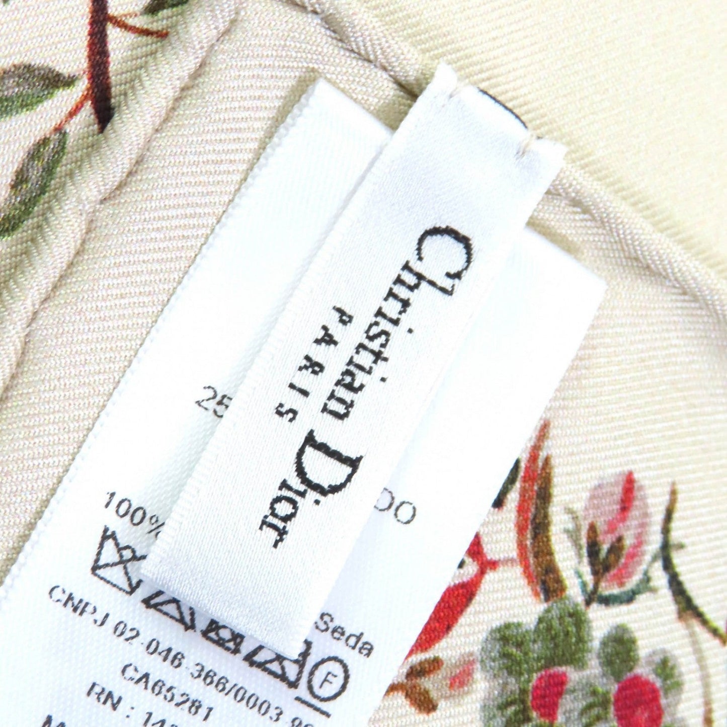 Christian Dior scarf 25JAH090ZKDO silk Beige multicolor Dior Jardin d'Hiver 90 Square Scarf