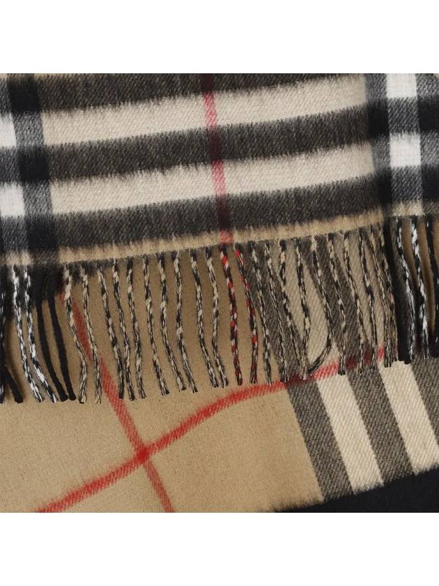 Luxury Burberry Vintage Check Pattern Wool Cashmere Cape Black