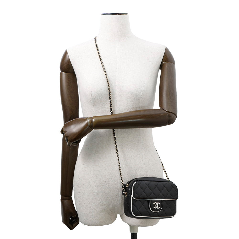 CHANEL Matelasse ChainClutch Bag Black/WhiteAP4516 Lambskin