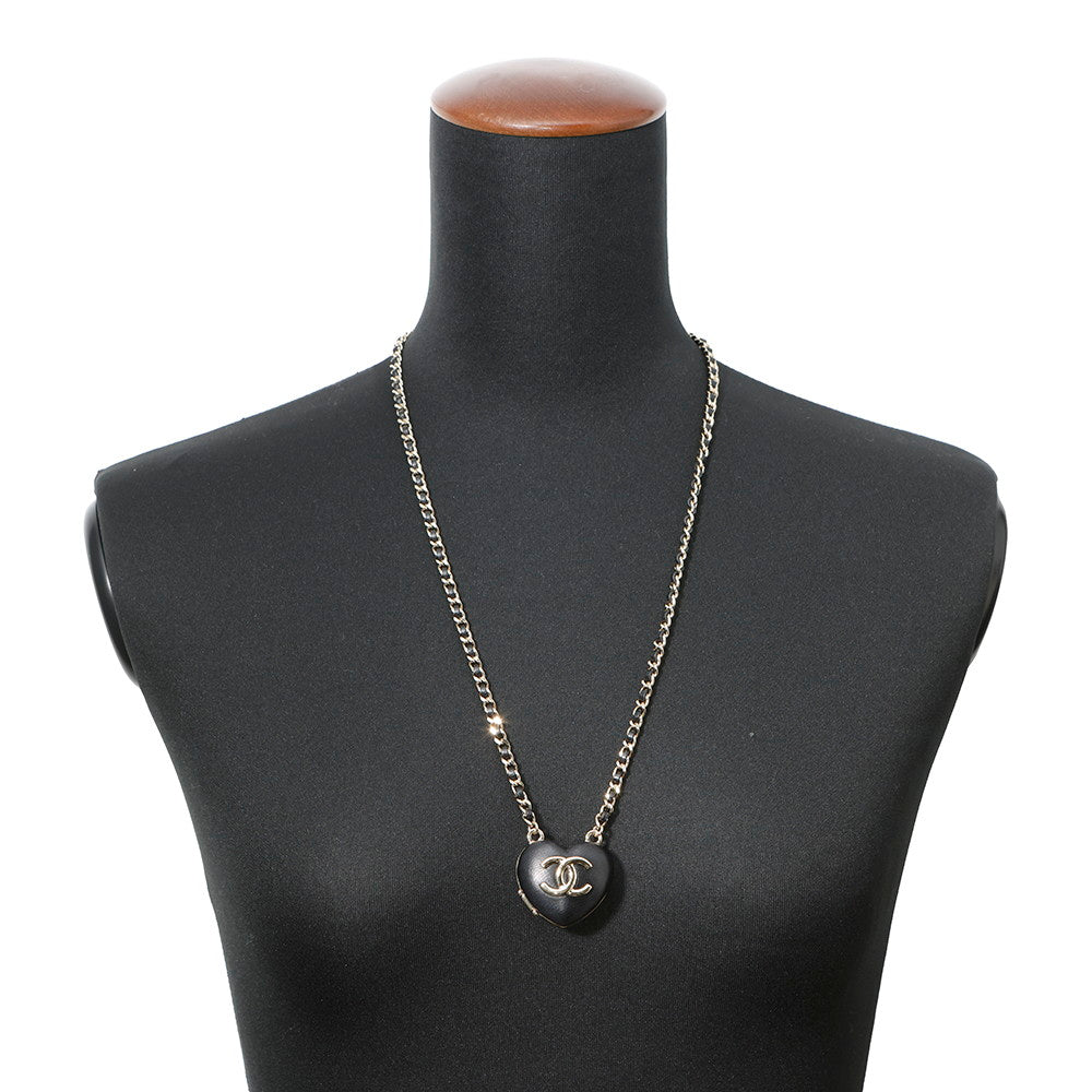 CHANEL CC Logo Mirror Necklace BlackAB9463 Lambskin
