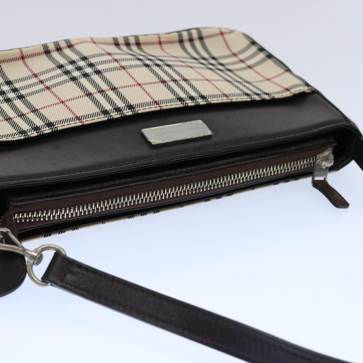 Luxury Burberry Nova Check Shoulder Bag