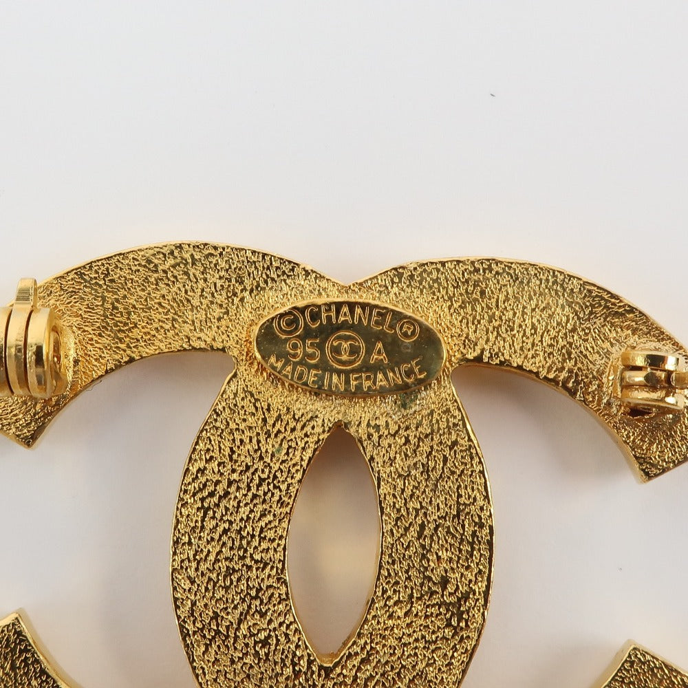 CHANEL Brooch Plated Gold gold Icon vintage Heart Clover Matelasse Women