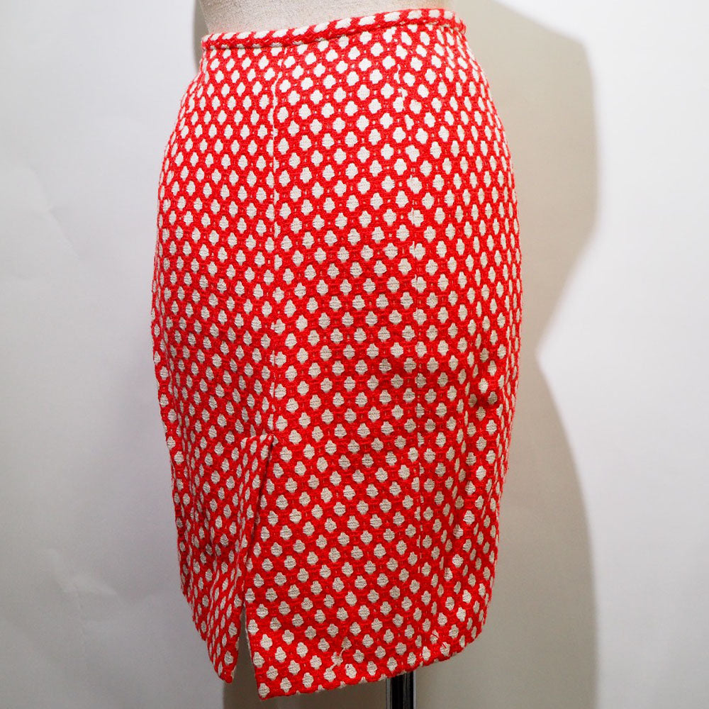 CHANEL skirt P32954V23394 Rayon, Bamboo, Cotton Red 2008 cruise collection COCO Mark button with mini back charm Women 34