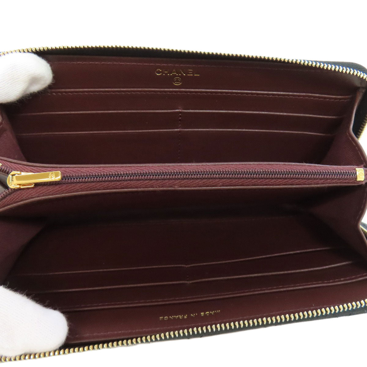 CHANEL Long Wallet Purse Grained Calfskin Skin black Matelasse COCO Mark Gold Metal Women