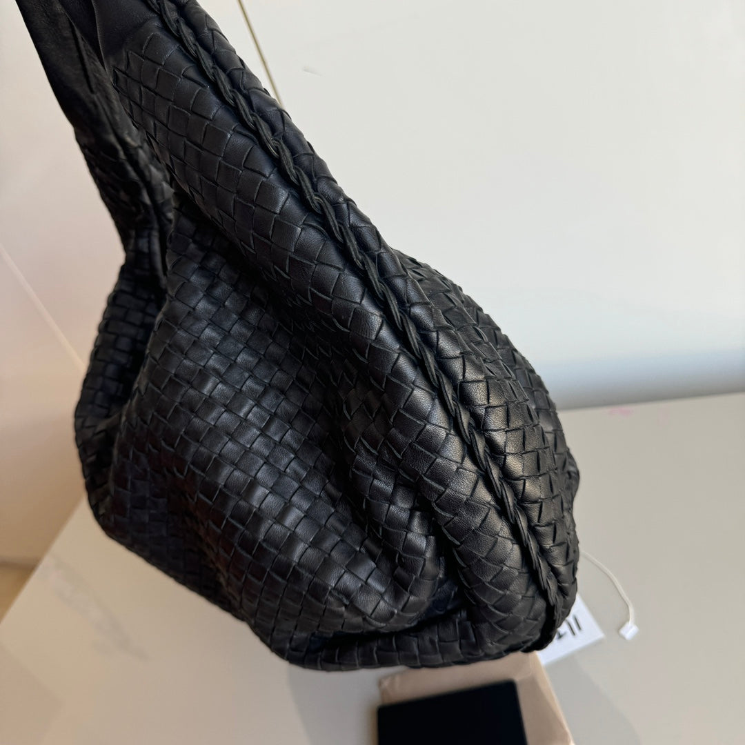 Bottega Veneta Belly Hobo Intrecciato Leather Black Large 52cm