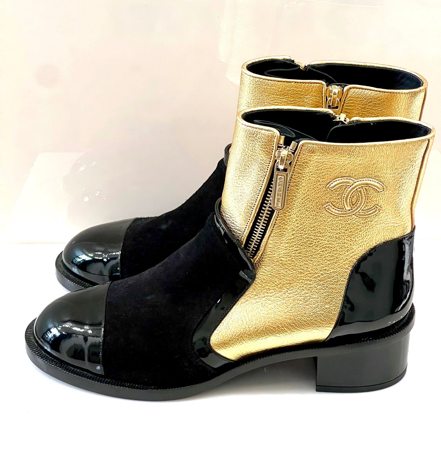 CHANEL INTERLOCKING CC LOGO ANKLE BOOTS
