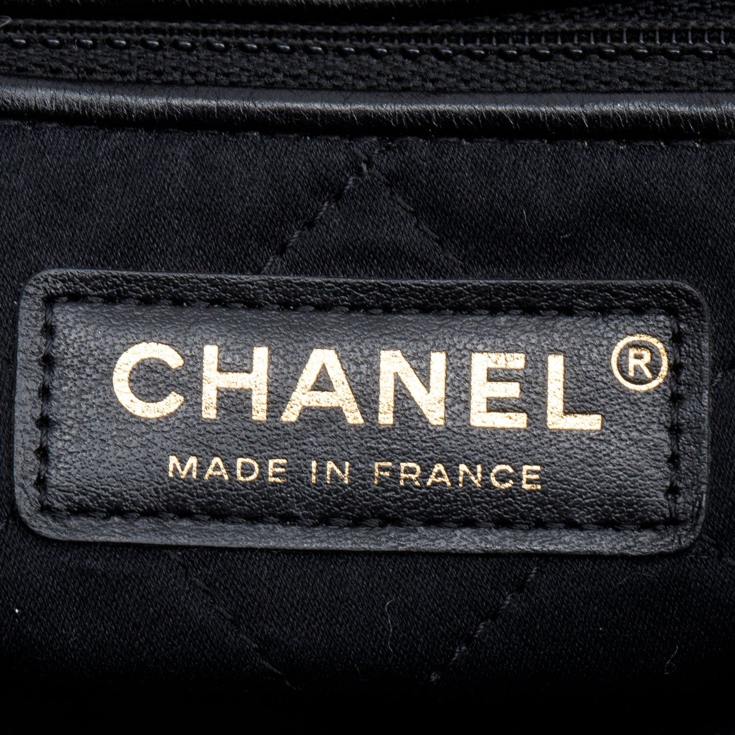 Chanel Black Shiny Calfskin Leather Small Chanel 22 Hobo