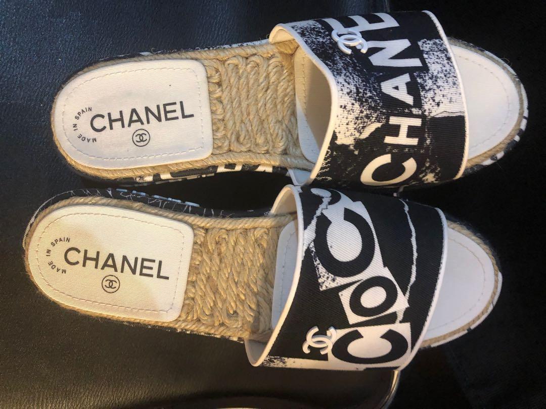 CHANEL COCO SIGNATURE PRINTED PLATFORM MULE SLIDES