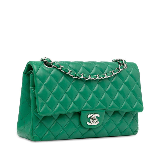 Chanel Medium Classic Lambskin Double Flap (SHG-dUgyW7)