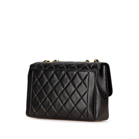 Chanel Medium Quilted Lambskin Border Single Flap (SHG-Tu2Hic)