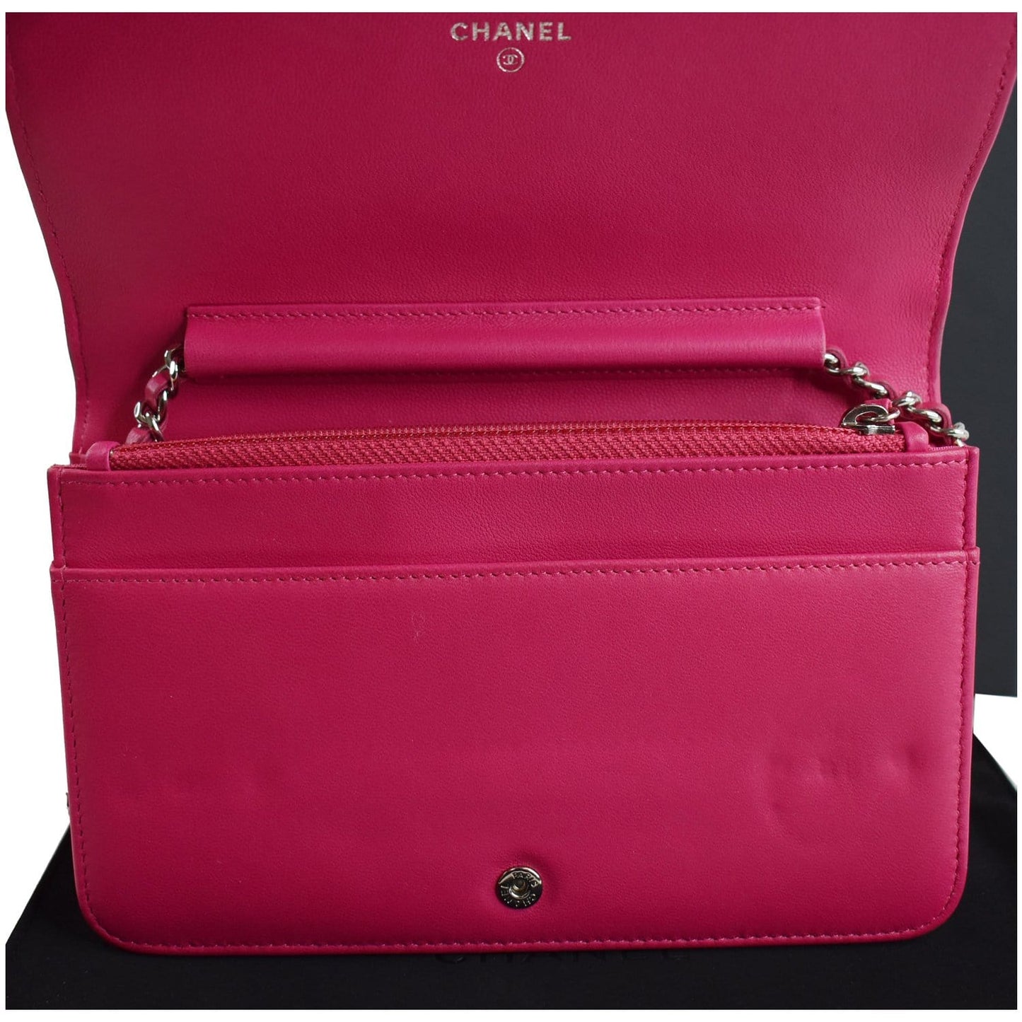 CHANEL Quilted Diamond CC Wallet On Chain WOC Crossbody Bag Fuchsia