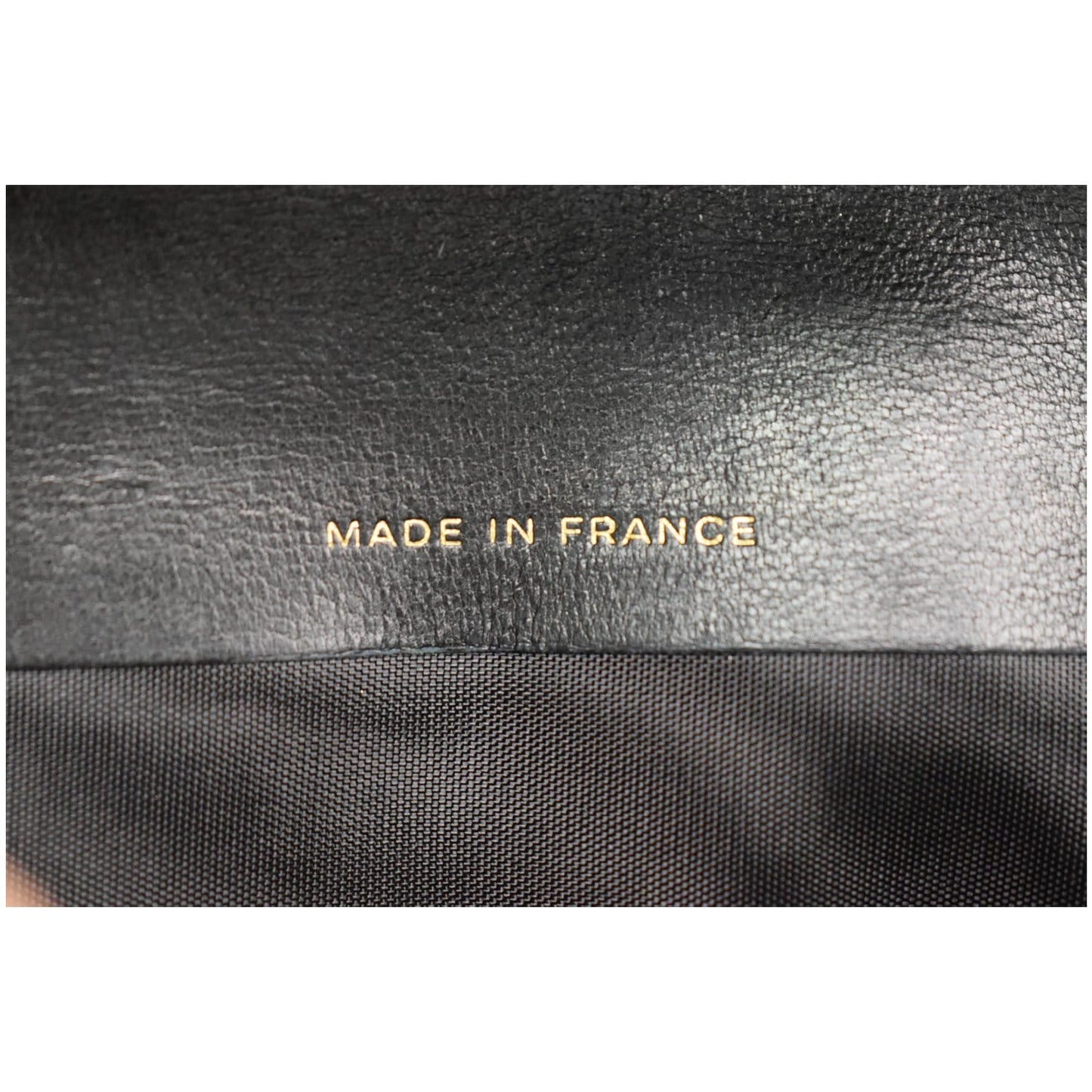 CHANEL Vintage CC Caviar Leather Bifold Wallet Black