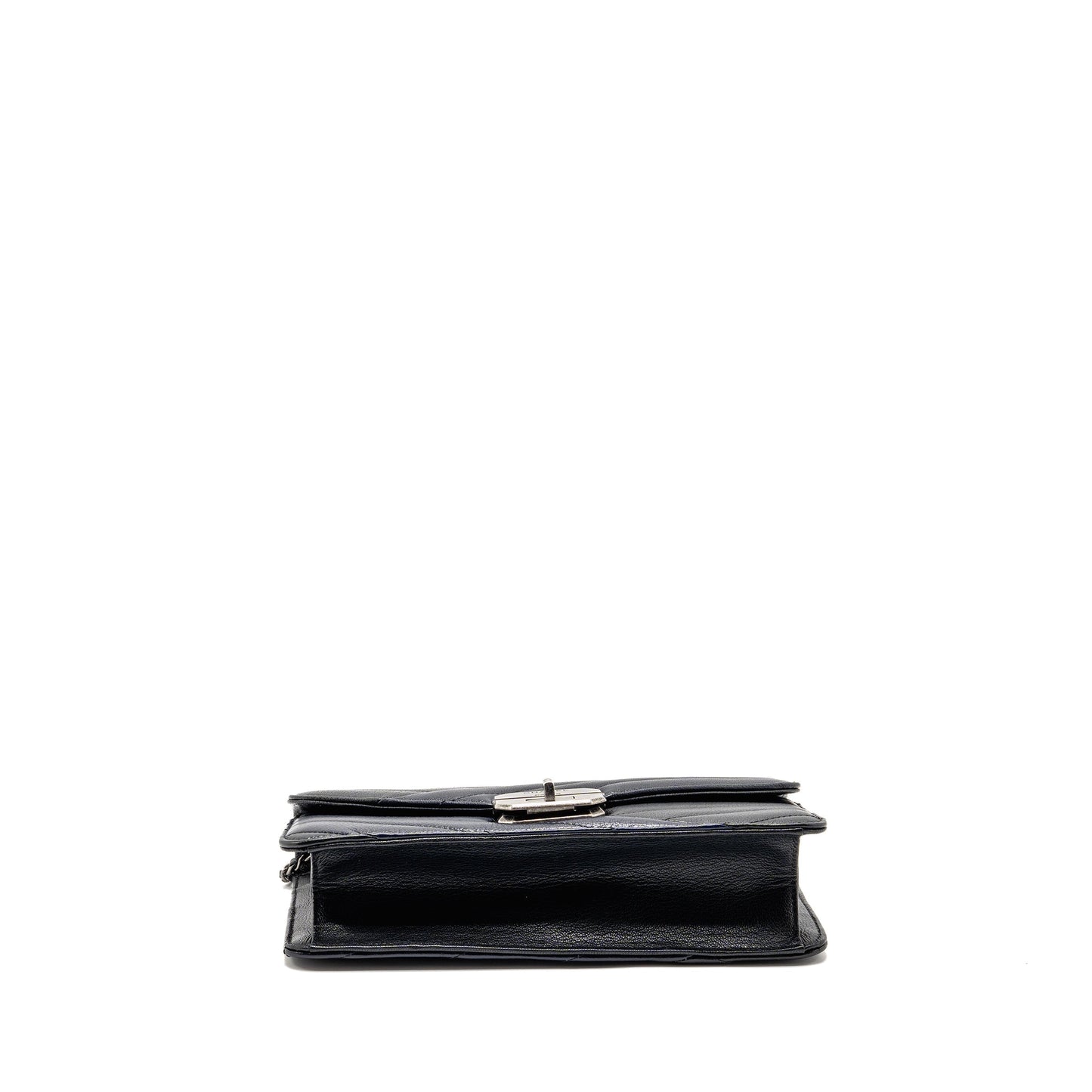Chanel Envelop Metal Plate Flap Bag Chevron Calfskin Black/Navy Ruthenium silver Hardware