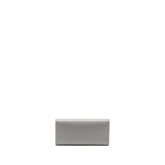 Fendi Vitello Liberty Studded Chain Wallet Calfskin Grey / Multicolour