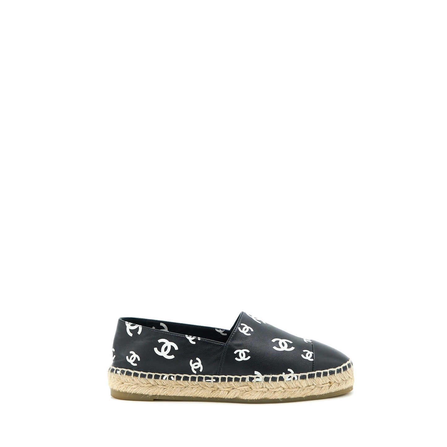 Chanel Size 37 Small CC Logos Espadrilles Black / White