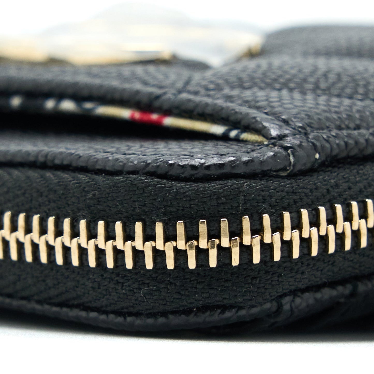 Chanel 23C Zipped Coin Purse Caviar Black LGHW (Microchip)
