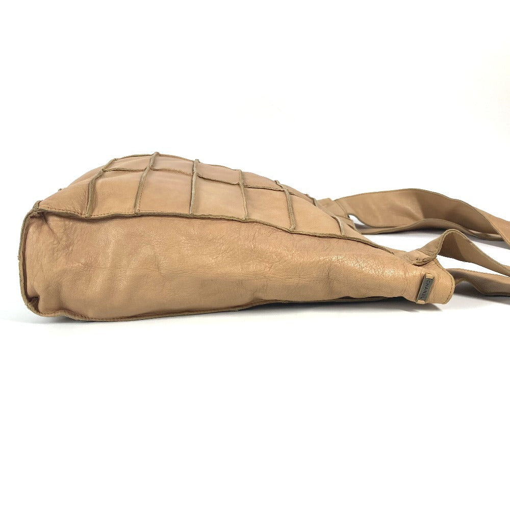 CHANEL Shoulder Bag leather beige vintage Chocolate bar Women