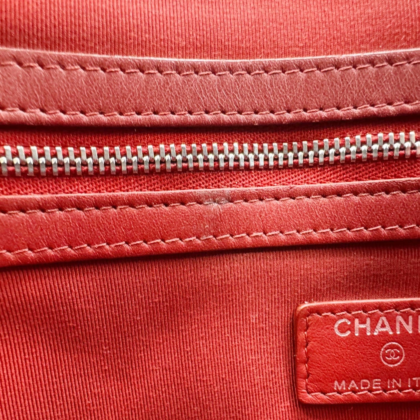 CHANEL Quilted Caviar O Clutch Cosmetic Case Red
