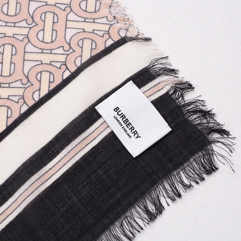 BURBERRY Stall 8027472 51% wool, 49% silk multicolor FIT