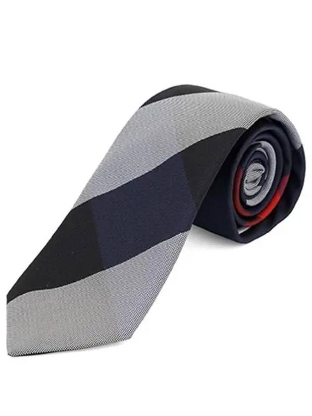 Luxury Burberry Classic Cut Check Silk Tie