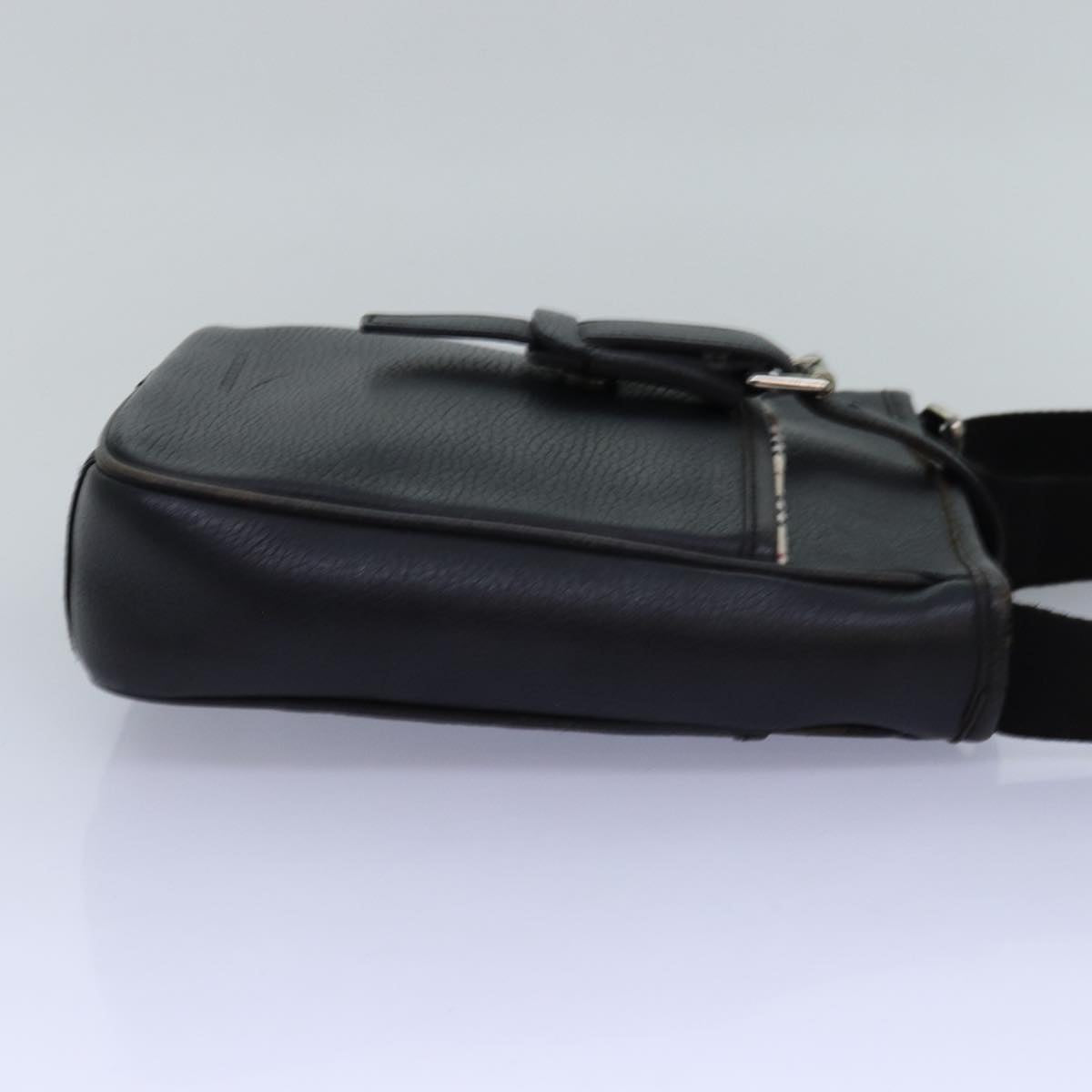 Luxury Burberry Shoulder Bag Leather Black Auth bs14162