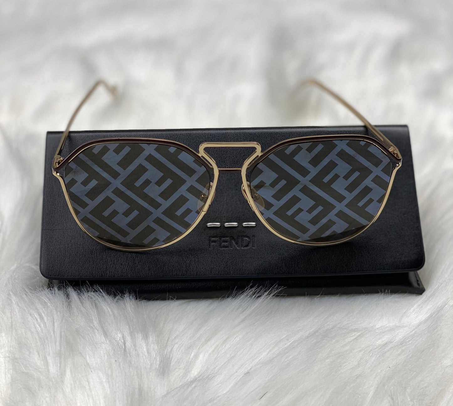 FENDI GRID SUNGLASSES