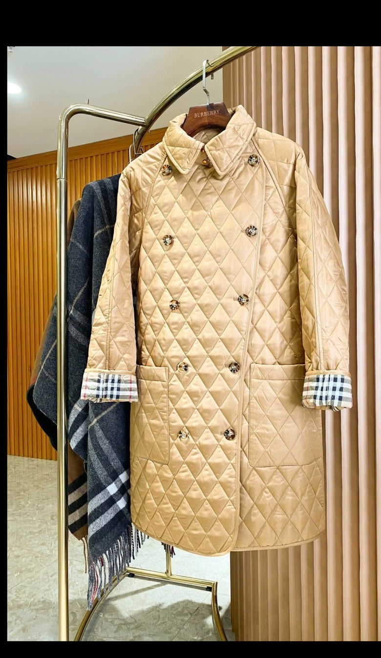 Luxury Burberry Tything Camel Quilted Long Jacket S