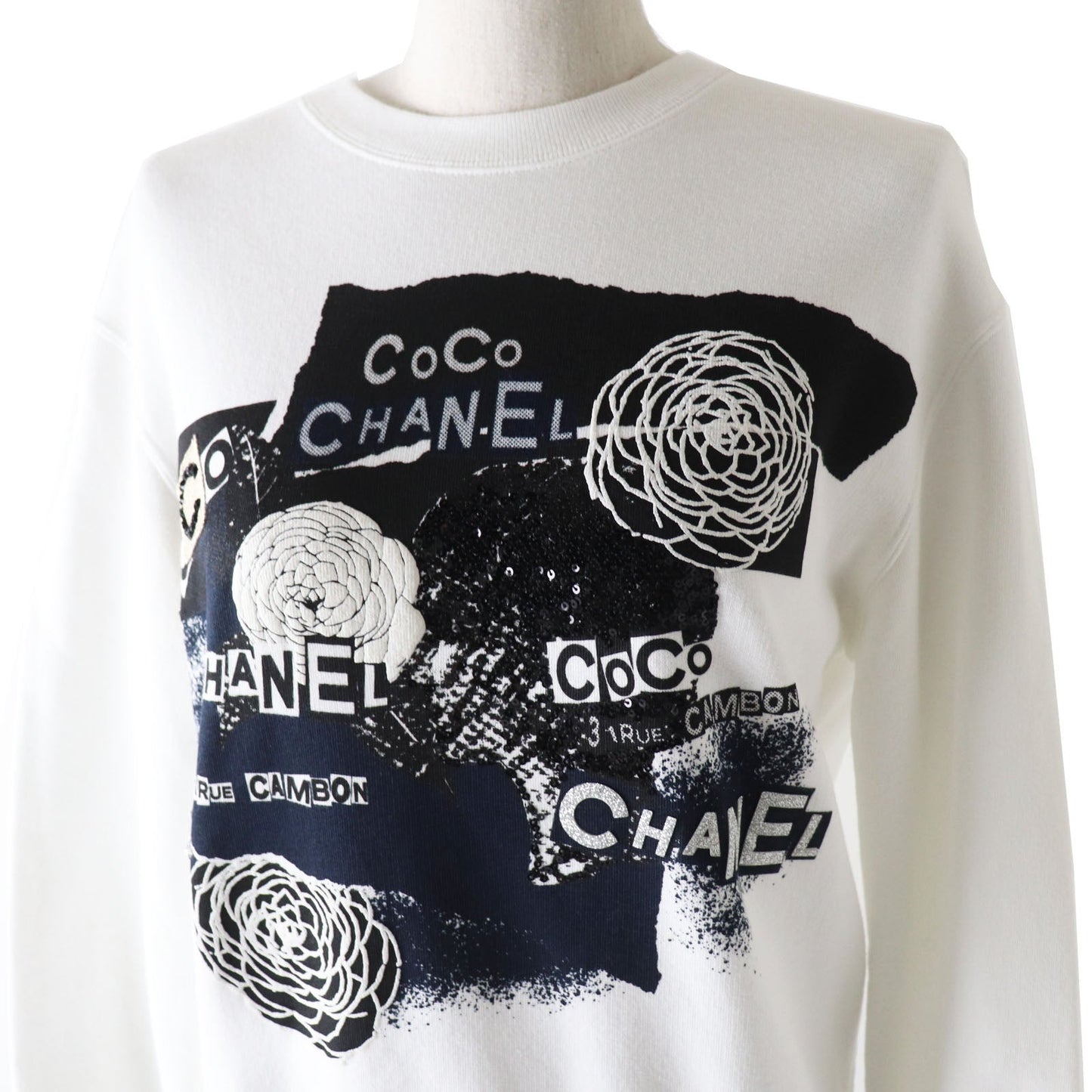 CHANEL sweat 20P P63298 Main: 100% cotton white graphic logo sweatshirt Women XS