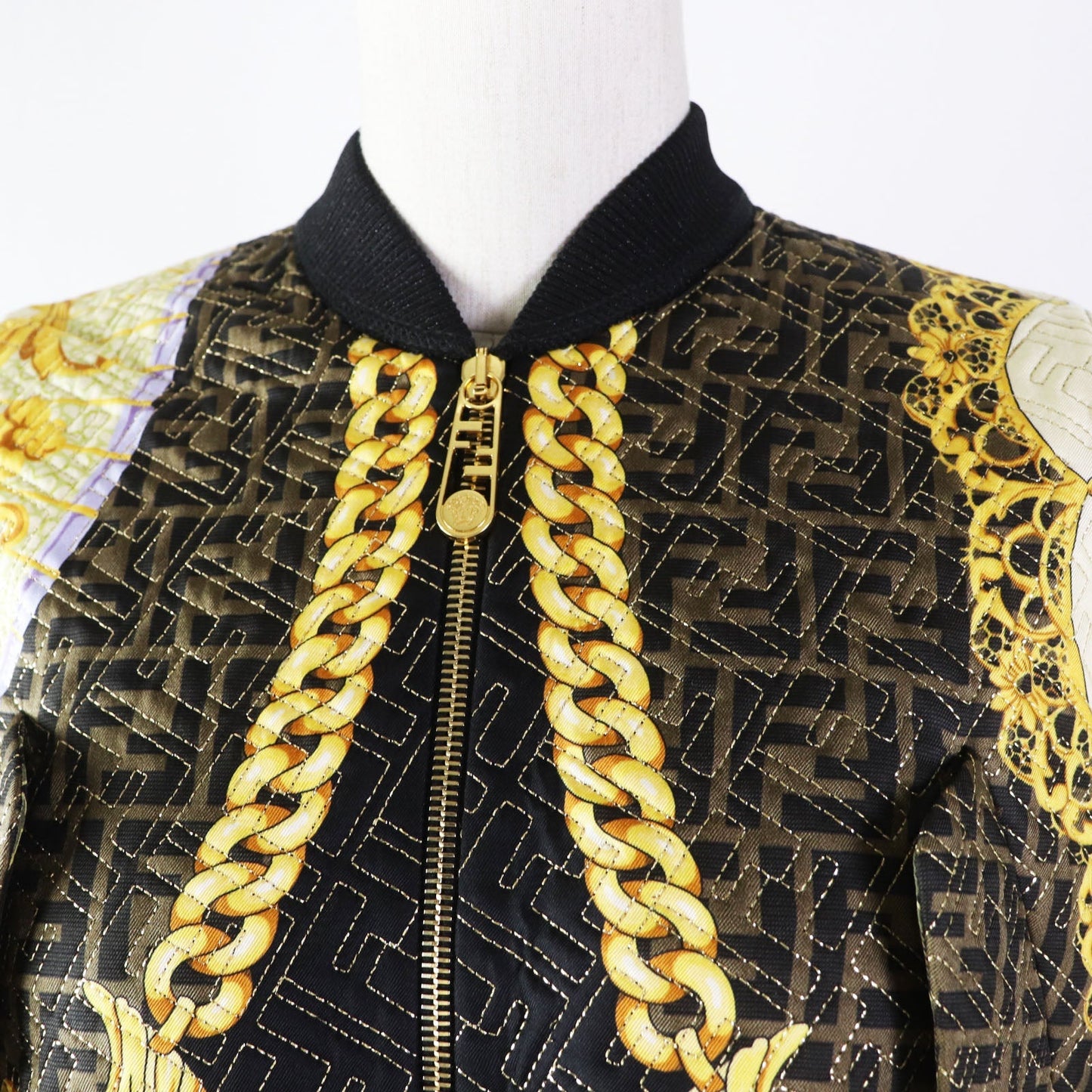 FENDI Blouson FJ7258 Outer: 100% silk, Filling: 69% polyester, Filling: 27% nylon, Filling: 4% polyurethane, Lining: 100% silk Black type Multi Women 36