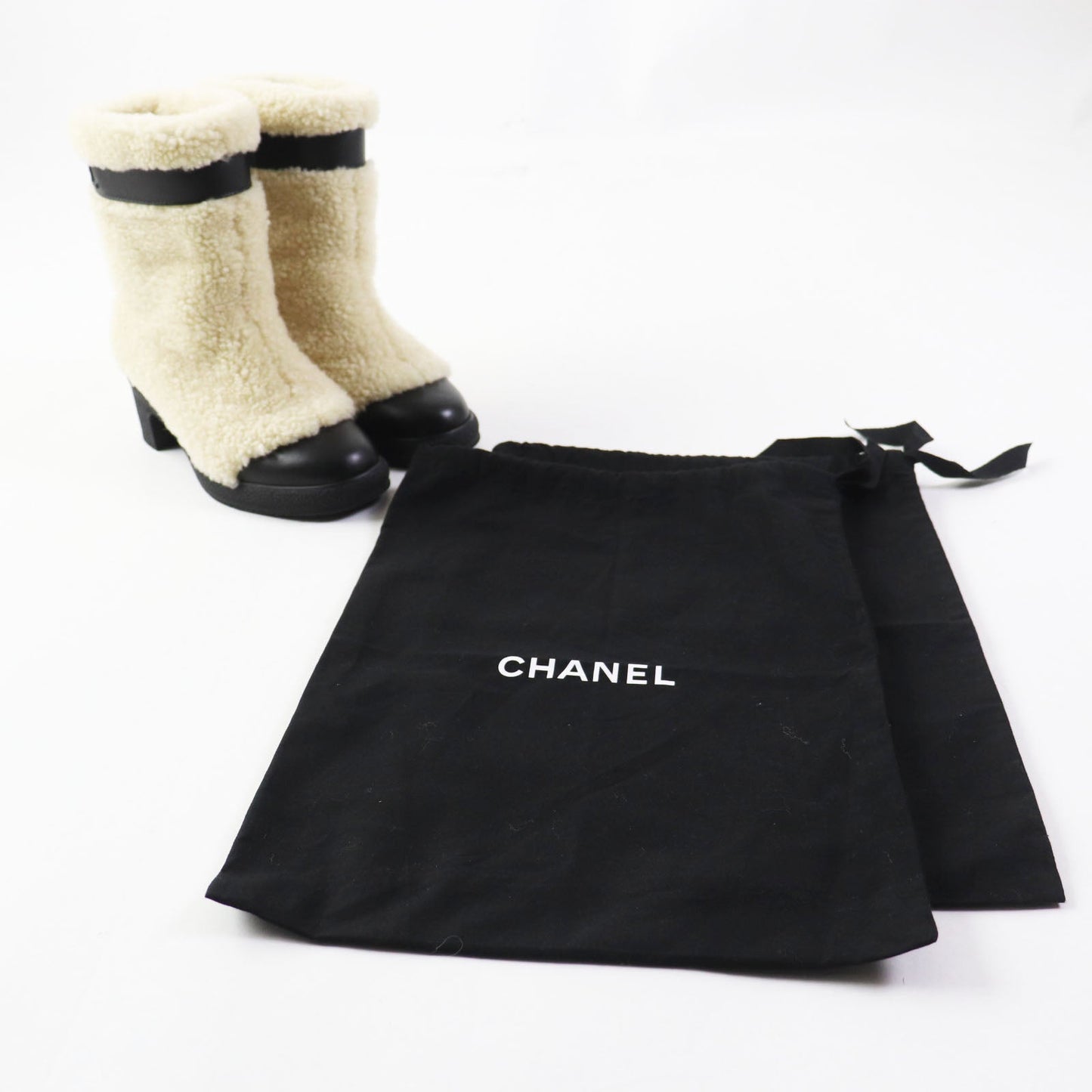 CHANEL short boots G34080 Mouton x leather Black beige Women 34.5