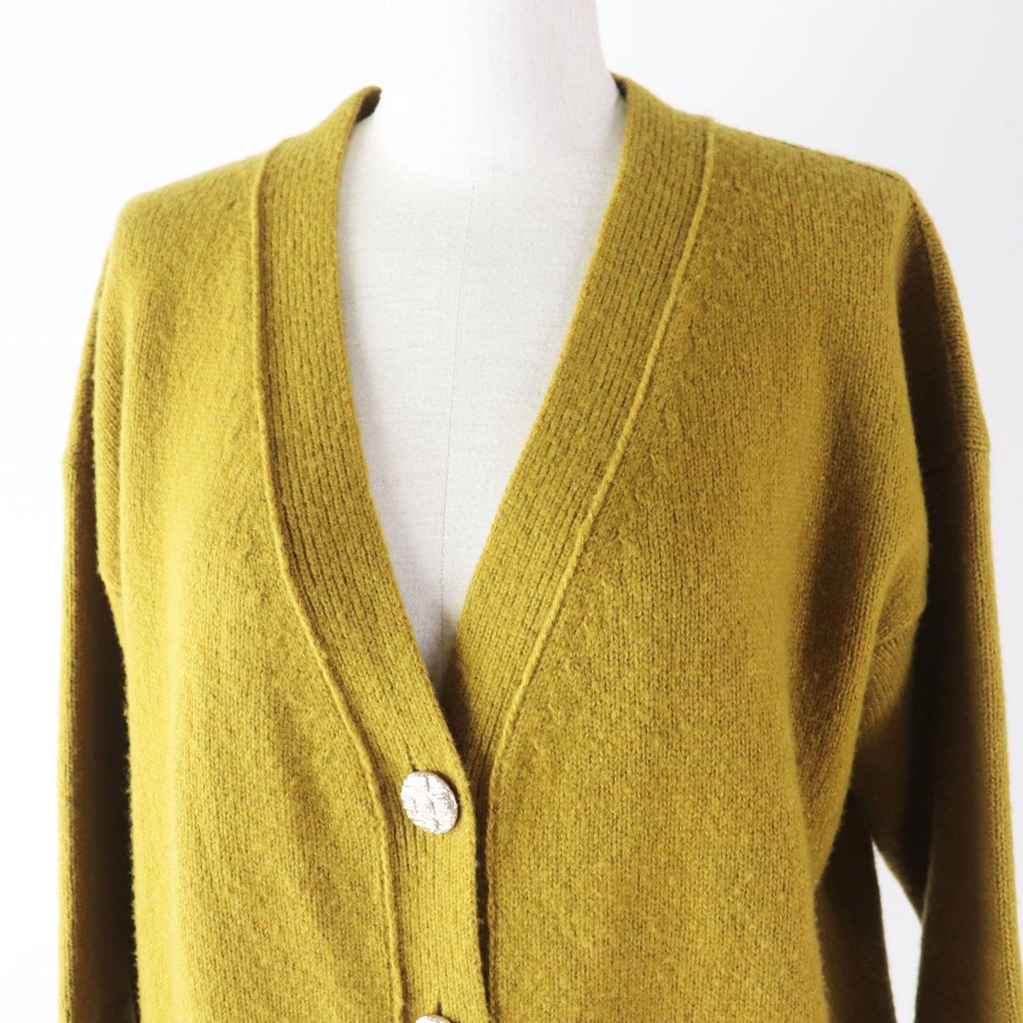 CHANEL cardigan P73835 Outer material: 49% wool, Outer material: 29% silk, Outer material: 20% cashmere, Outer material: 2% polyamide (nylon) Dark mustard type Women 36