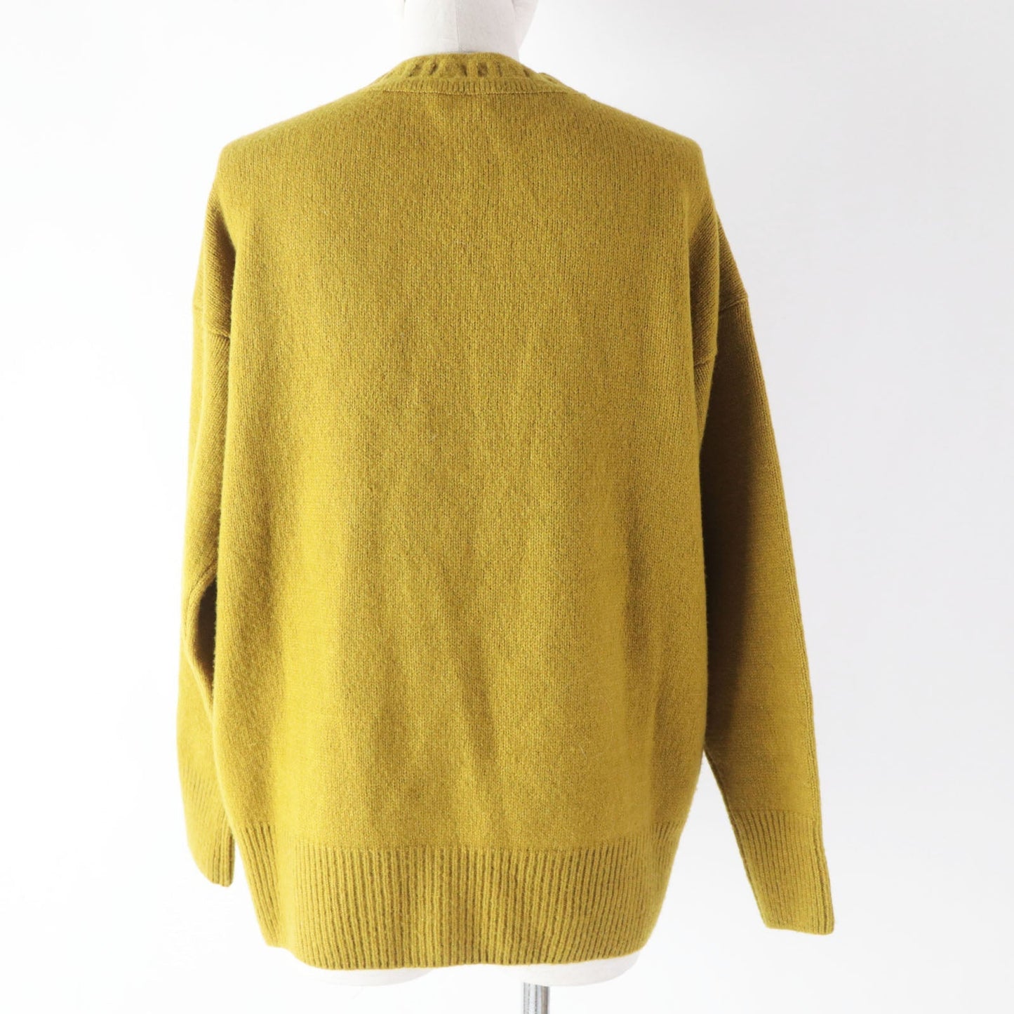 CHANEL cardigan P73835 Outer material: 49% wool, Outer material: 29% silk, Outer material: 20% cashmere, Outer material: 2% polyamide (nylon) Dark mustard type Women 36