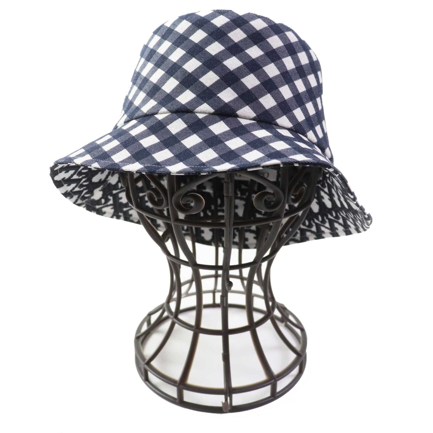 Christian Dior hat 22VIC923I130 Main: 49% polyester, Main: 46% cotton, Main: 5% polyurethane, Lining: 49% polyester, Lining: 46% cotton, : 5% polyurethane Navy white D-LITTLE VICHY REVERSIBLE Women 57