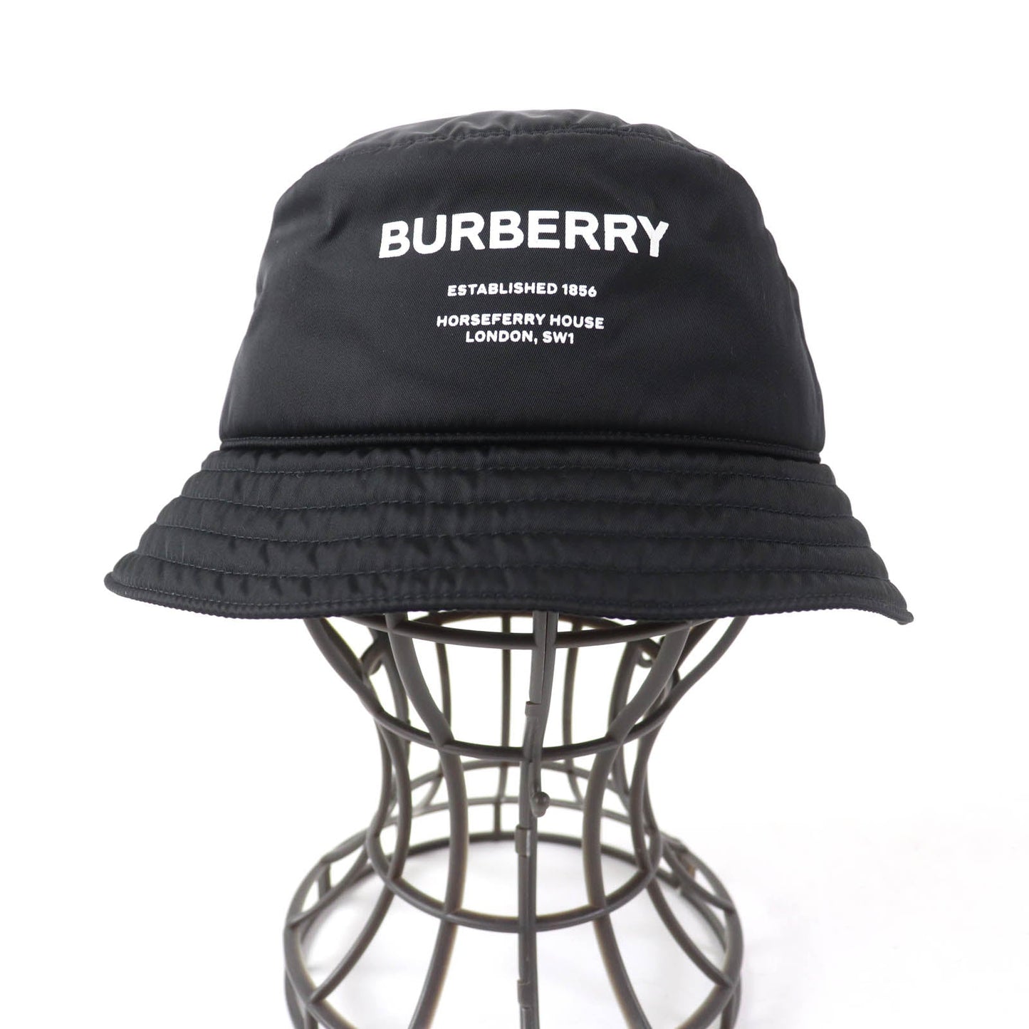 BURBERRY hat 8044081 Main: 100% nylon, Lining: 100% nylon, Filling: 100% polyester black Women M