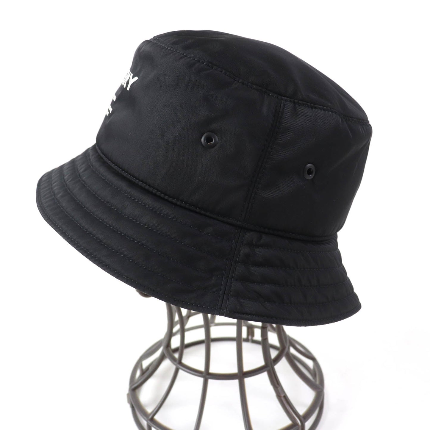 BURBERRY hat 8044081 Main: 100% nylon, Lining: 100% nylon, Filling: 100% polyester black Women M