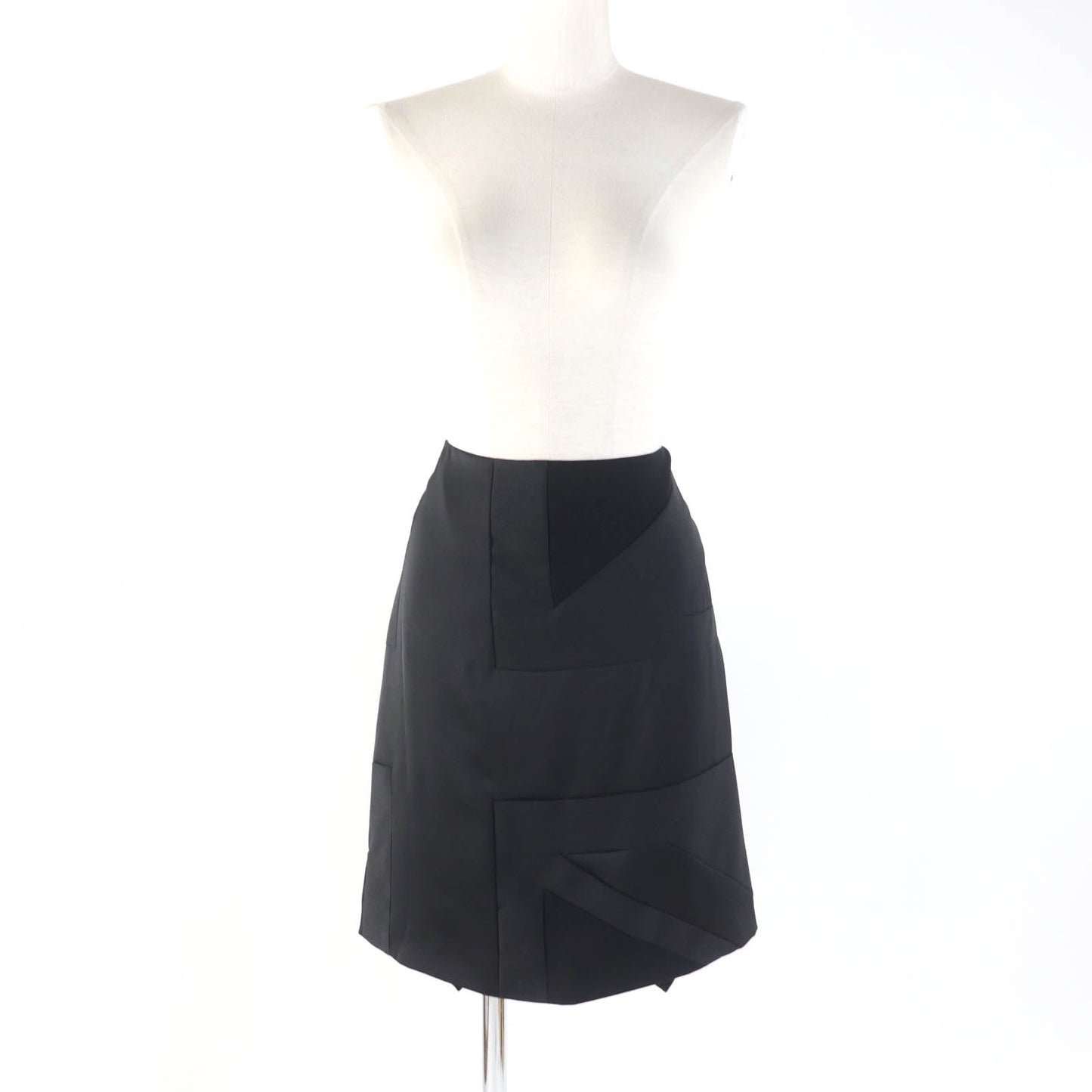 BURBERRY Tight Skirt 8046842 Main: 100% polyester, some parts: 60% mohair, some parts: 40% wool, lining: 100% silk black Women 36