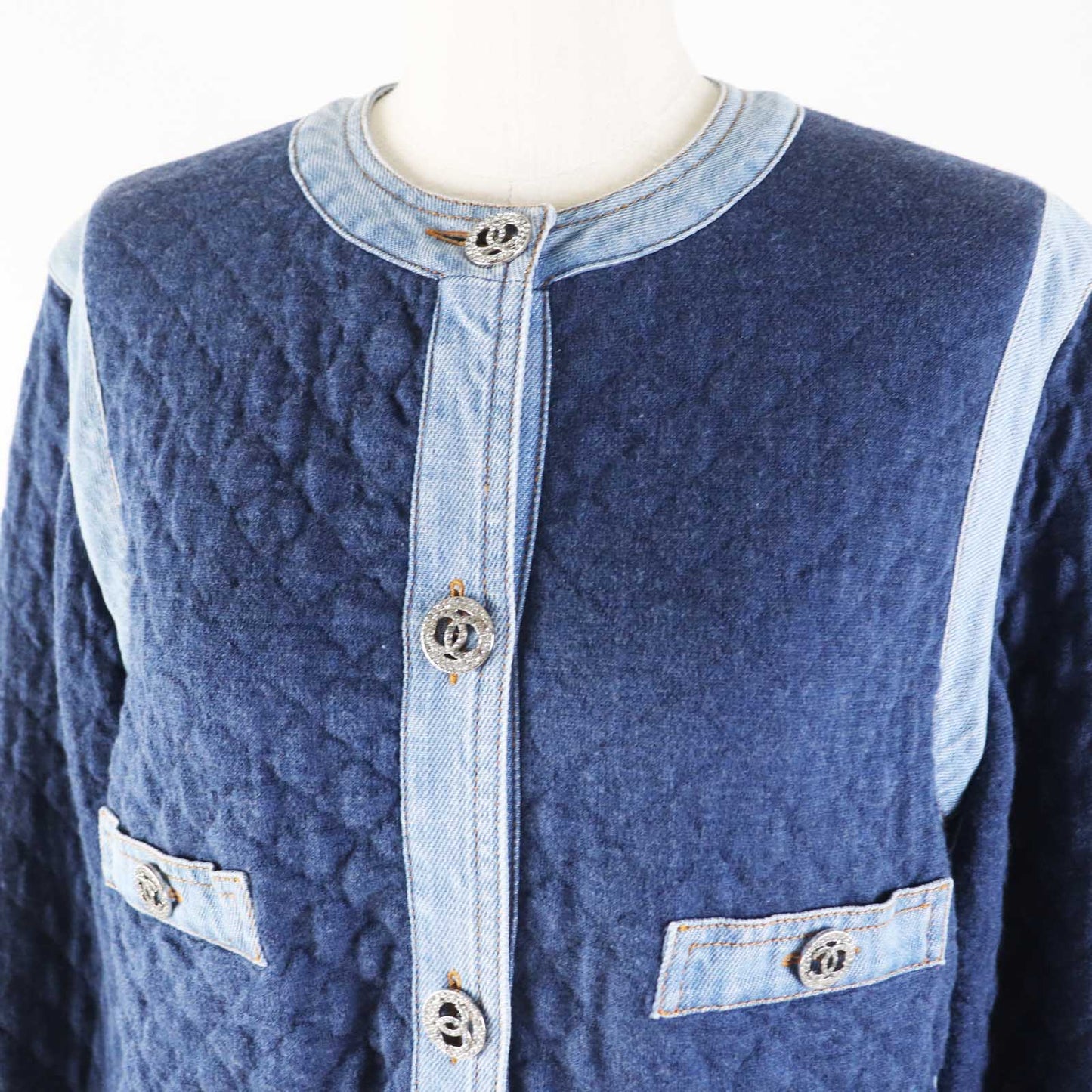 CHANEL No color jacket 20P P63016 Outer material: 82% cotton, Outer material: 15% viscose (rayon), Outer material: 3% polyester, Part: 100% cotton Navy light blue Women 34