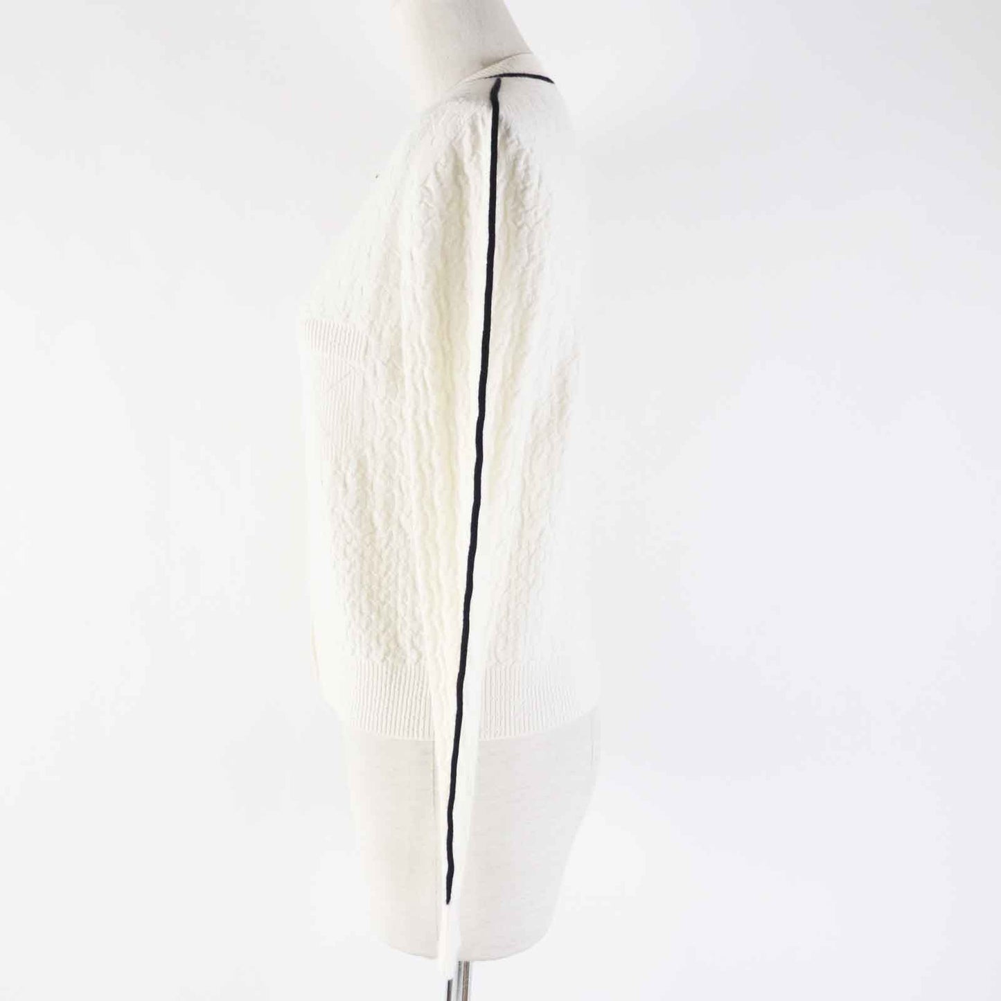 CHANEL cardigan P75662 Outer material: 95% cashmere, Outer material: 5% polyester White x black Women 36