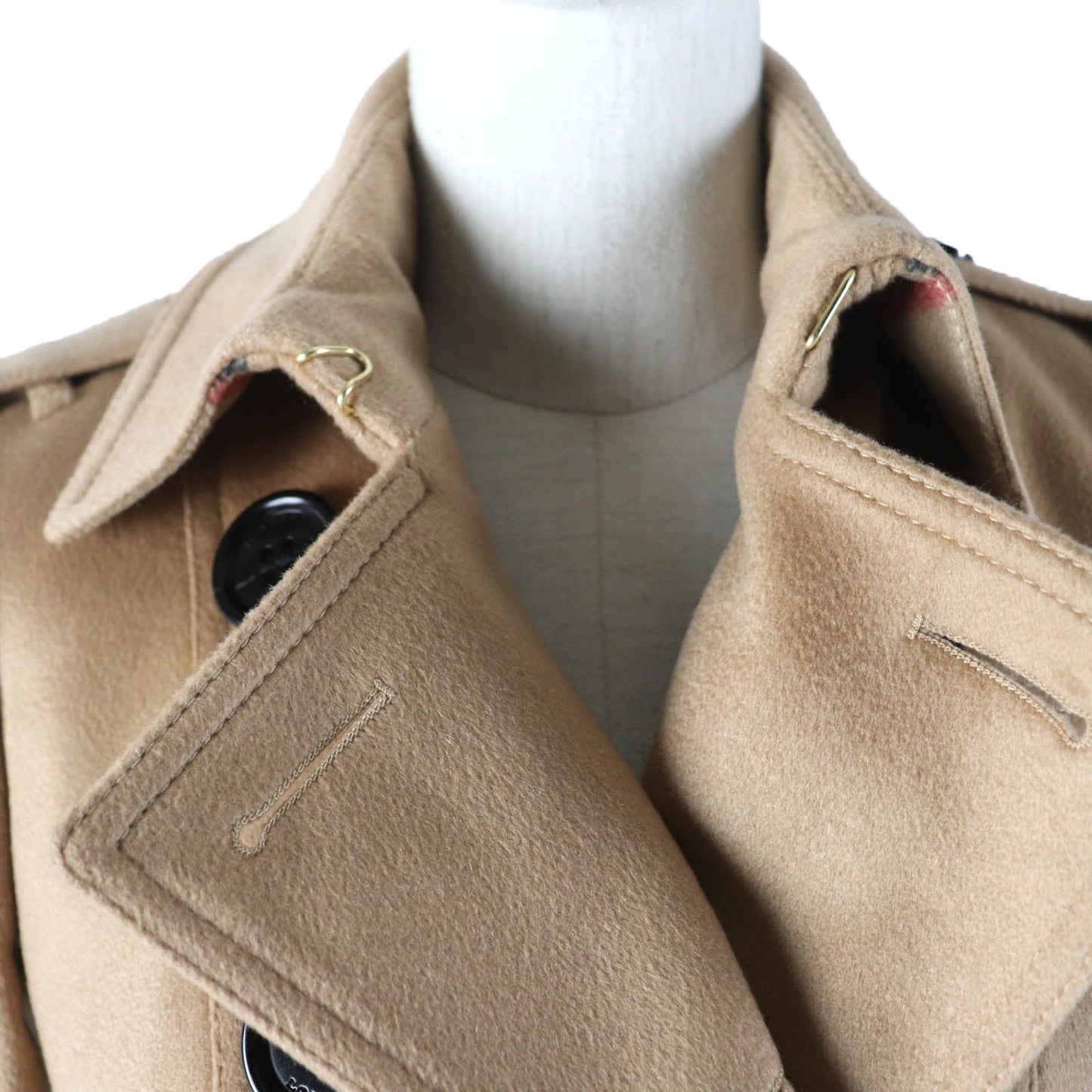 BURBERRY LONDON trench coat Main: 100% cashmere, Part: 66% wool, Part: 22% nylon, Part: 12% cashmere, Sleeve lining: 100% viscose (rayon) Brown SANDRINGHAM Sandringham Women 36