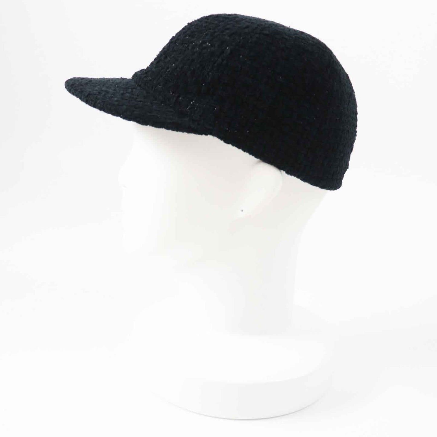 CHANEL cap 22B AA8562 Outer material: 68% cotton, Outer material: 23% wool, Outer material: 5% silk, Outer material: 3% polyester, Outer material: 1% polyamide (nylon) Black glitter Women M