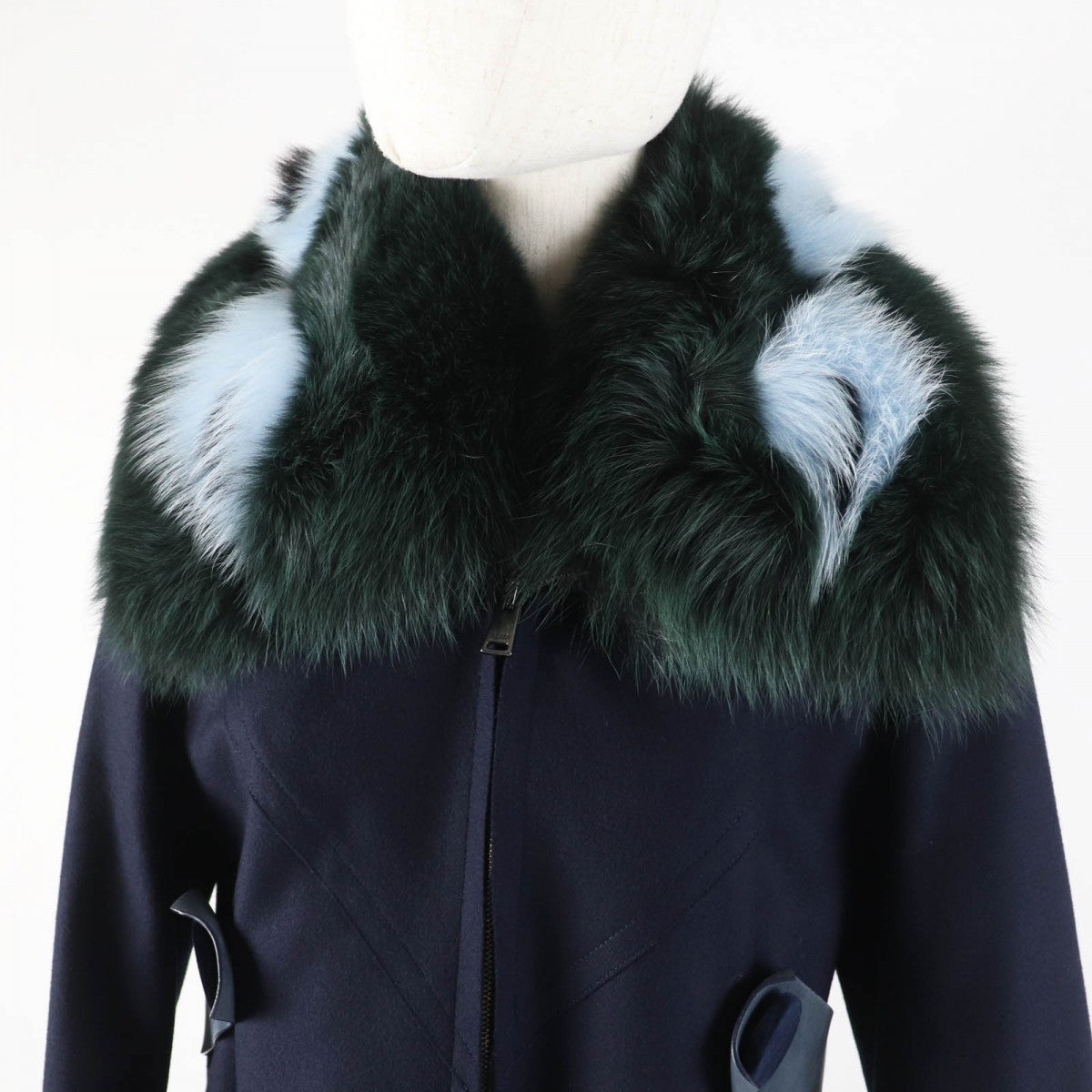 FENDI coat FF8246 Outer: 87% wool, Outer: 10% cashmere, Outer: 3% polyurethane, Lining: 100% silk, Fur: fox Navy Women 40