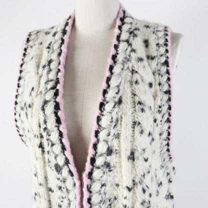 CHANEL Vest 21A P71038 Outer material: 34% cashmere, 26% wool, 16% alpaca, 10% silk, 9% nylon Ecru Black Women 36