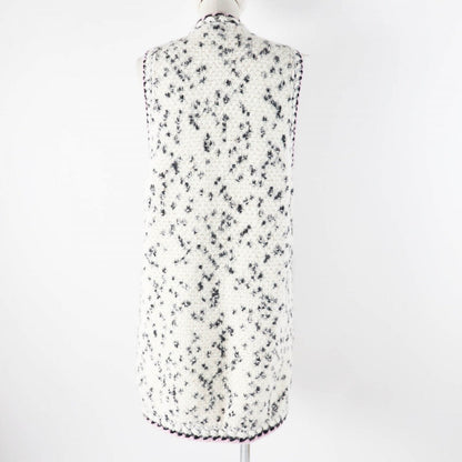 CHANEL Vest 21A P71038 Outer material: 34% cashmere, 26% wool, 16% alpaca, 10% silk, 9% nylon Ecru Black Women 36
