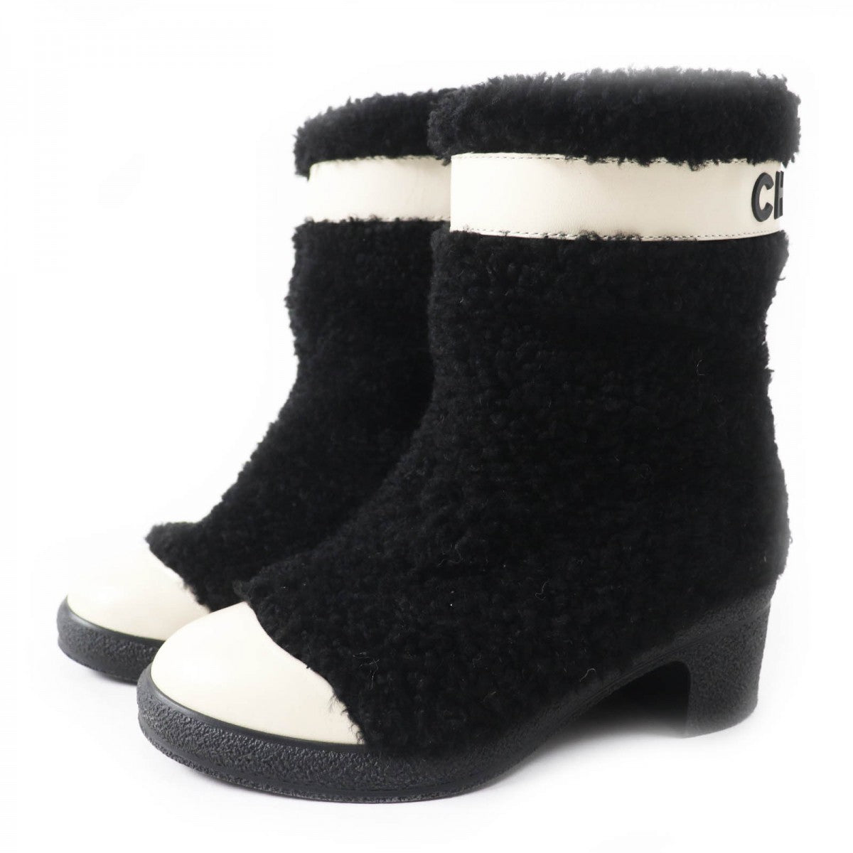 CHANEL short boots G34080 Main: Mouton, Part: Leather Black White Women 35