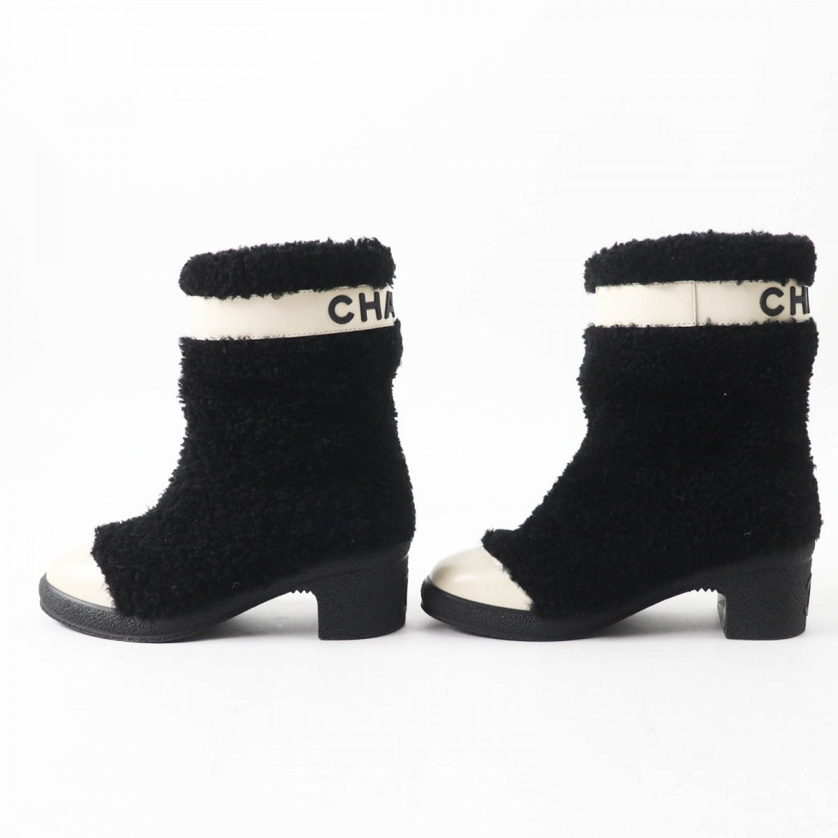 CHANEL short boots G34080 Main: Mouton, Part: Leather Black White Women 35