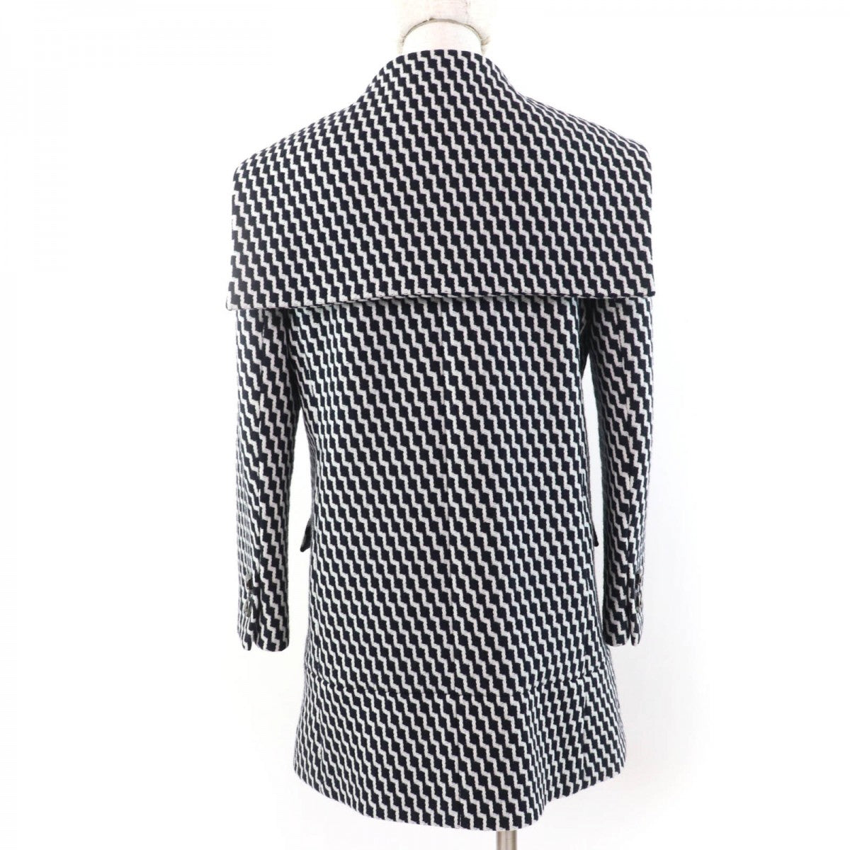 CHANEL coat P59081V39106 Main: 98% wool, Main: 2% elastane (polyurethane), Lining: 100% silk Black White Women 36