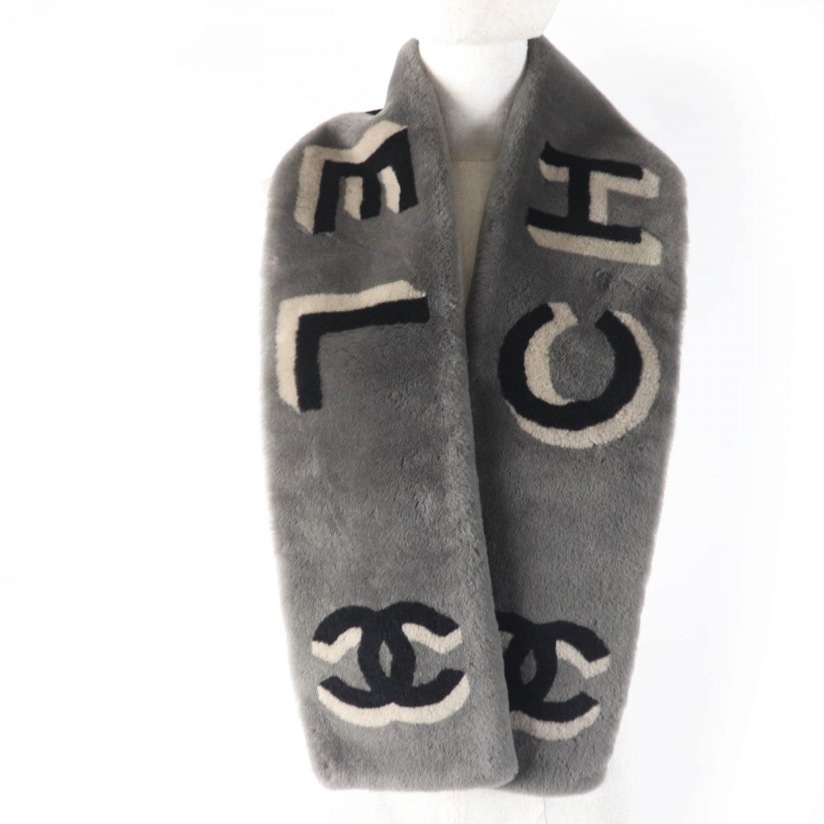 CHANEL shawl 20B AA7074 Main: 100% mouton, lining: 100% cashmere gray Women